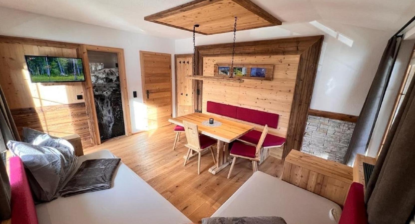 Landhaus Hoellwarth Цел ам Цилер Екстериор снимка